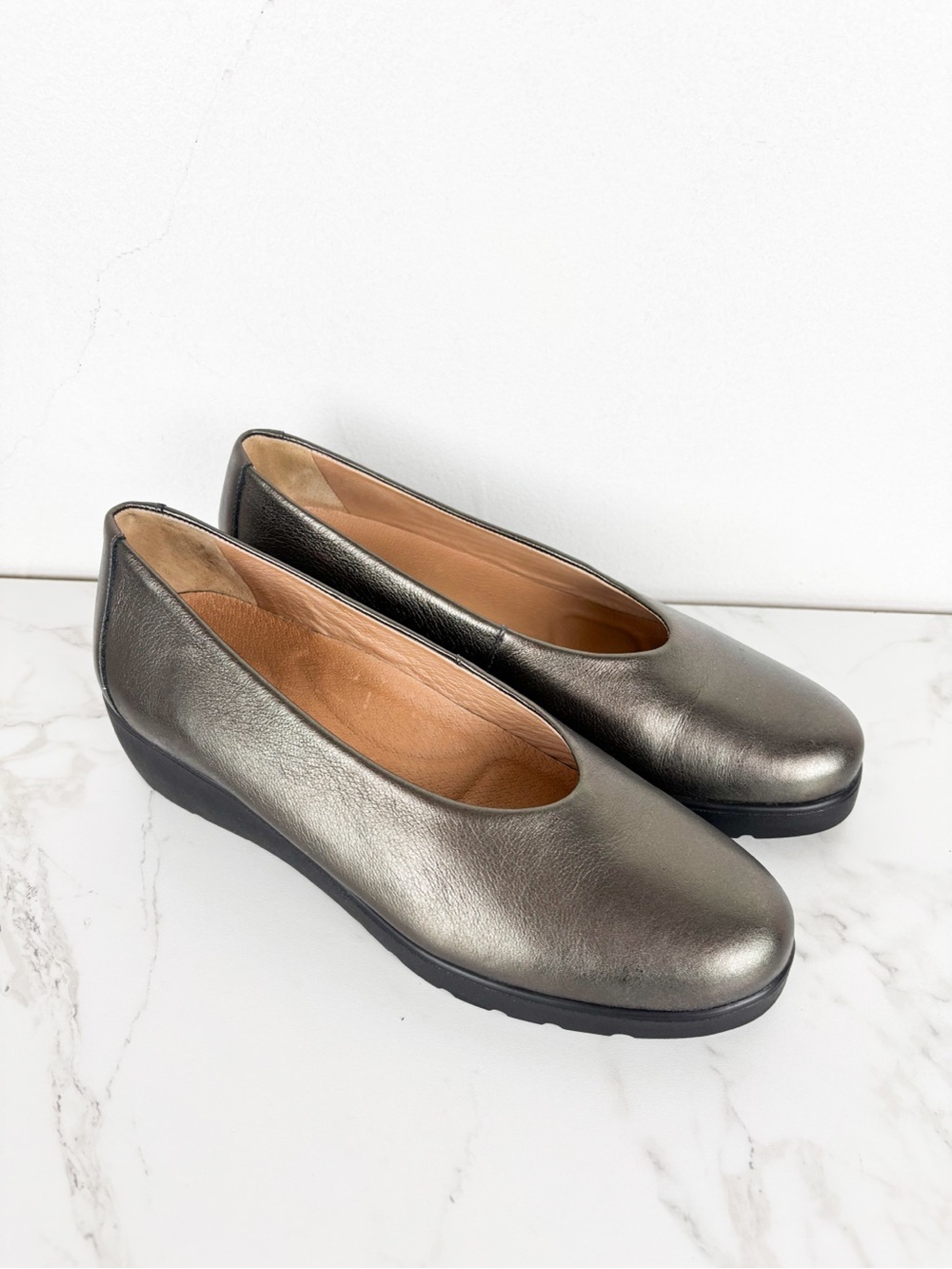 Brioso Waverly Leather Sweet Heart Wedge Shoes Sz 8 - Picture 3 of 11